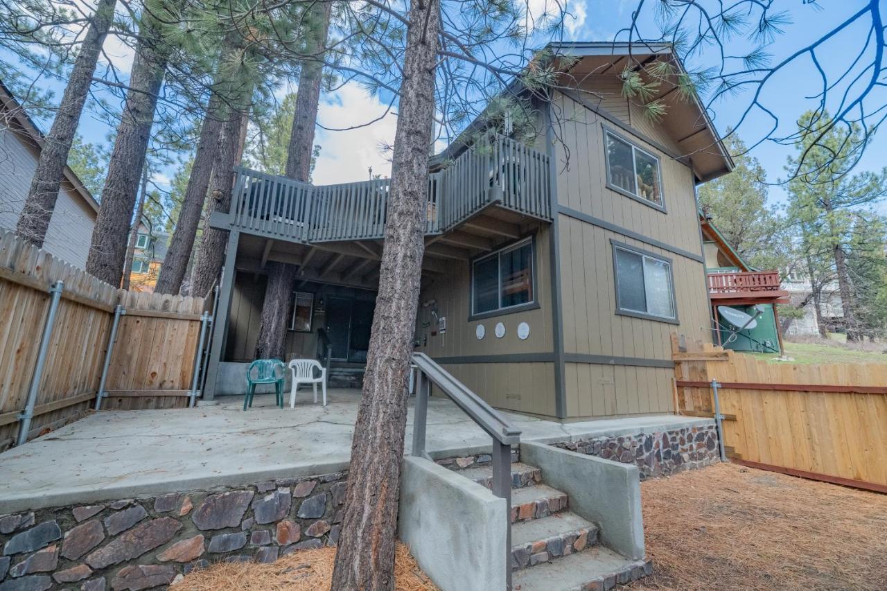 Moonridge Manor - Very Lovely Cabin In A Quiet Neighborhood With An Amazing Hot Tub! Villa Big Bear Lake Exterior foto